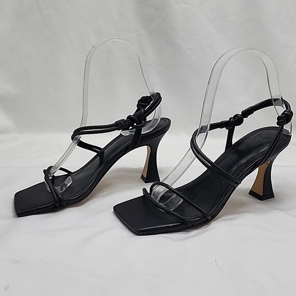 š„MARC FISHERš„PADDED CALINDA BLACK ANKLE STRAP HEELED SANDALS WOMENS 5 NWOB - Picture 1 of 16